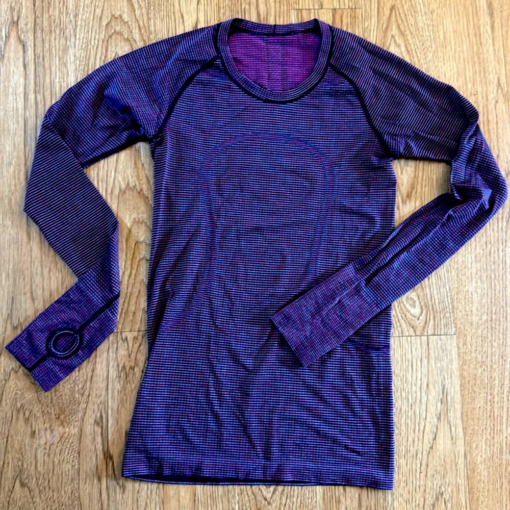 Size 6 Lululemon Swiftly Tech long sleeve shirt